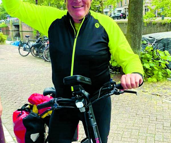 Sjaak Muurlink op twee wielen van Losser naar Letland