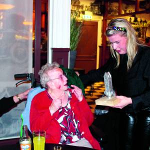 Dinie Gevers 66 jaar lid Martini Kerlkes