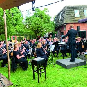 Twee tuinconcerten door Sempre Excelsior