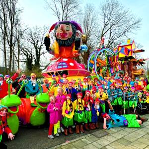 Oud ijzer inzamelactie Carnavalsvereniging de Grösmeeierkes