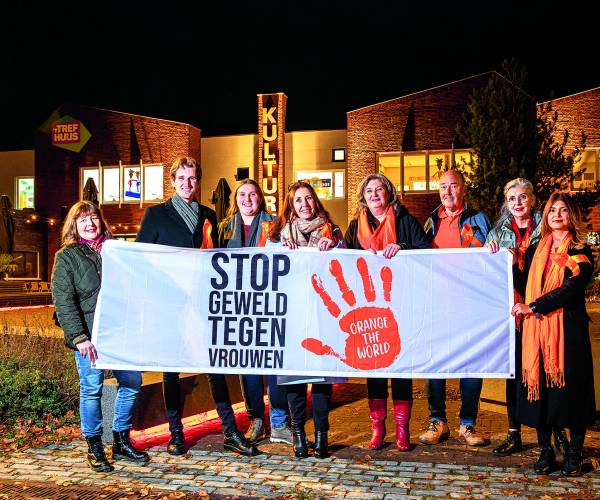 Losser kleurt oranje tegen geweld tegen vrouwen